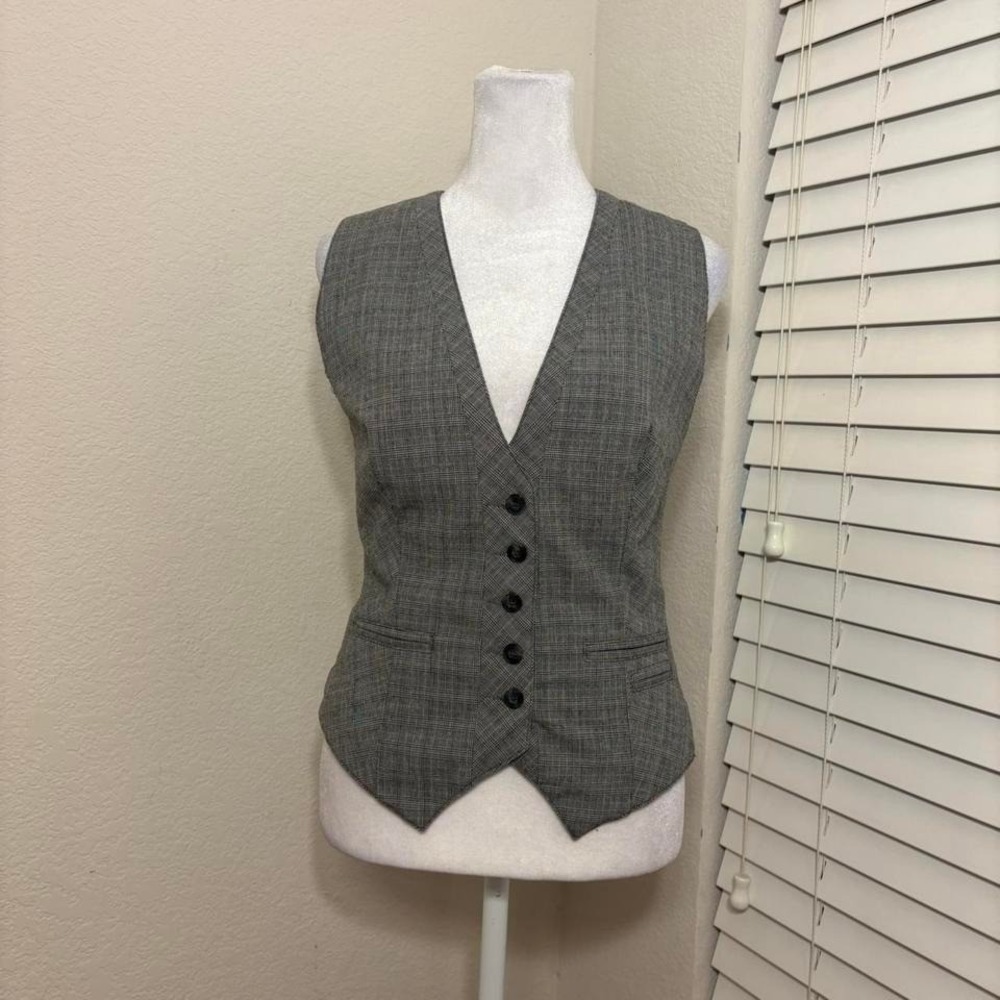 Norma Kamali grey plaid tweed vest with black‎ buttons size S